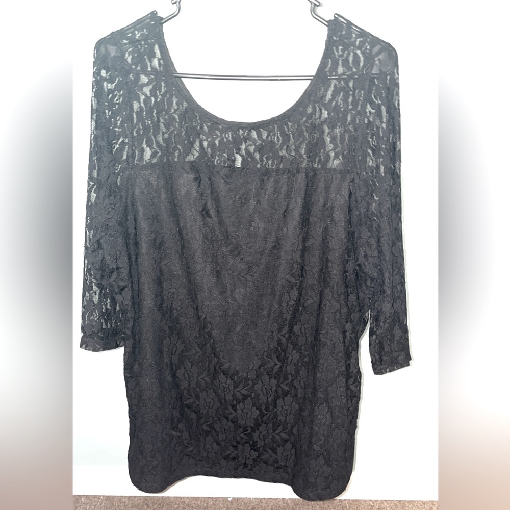 Lace blouse, sheer sleeves. Size 22/24 1x. Ellos brand